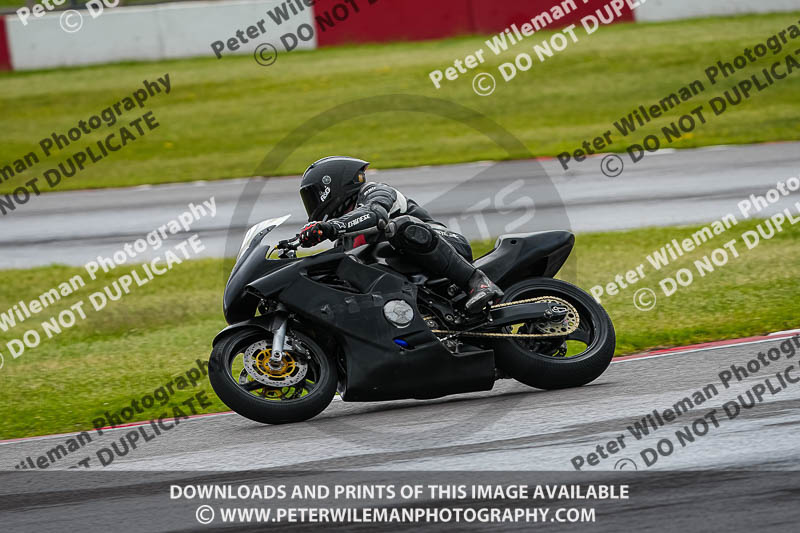 donington no limits trackday;donington park photographs;donington trackday photographs;estoril;event digital images;motorbikes;no limits;no limits trackdays;peter wileman photography;portugal;trackday;trackday digital images;trackday photos